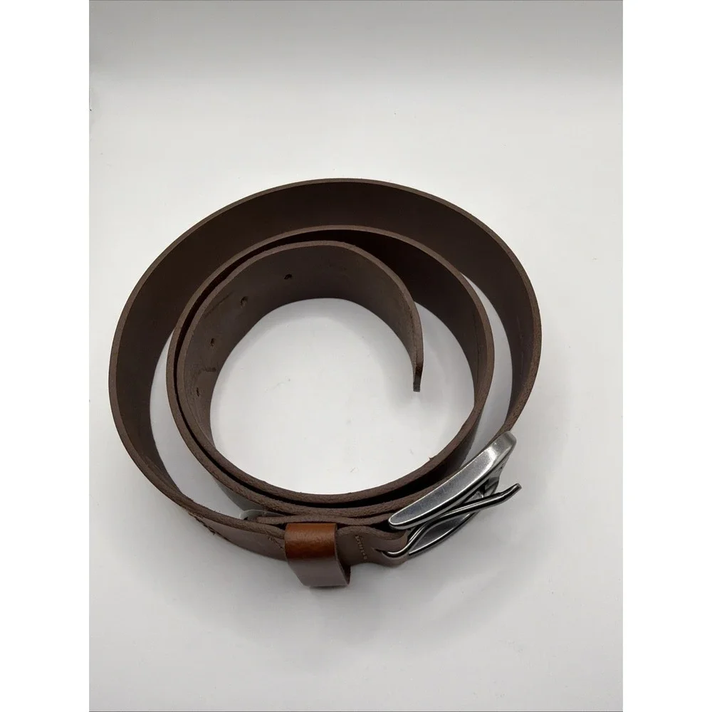 Levis Leather Belt Mens 42 Brown Bovine Leather Classic Casual Silver‎ Buckle